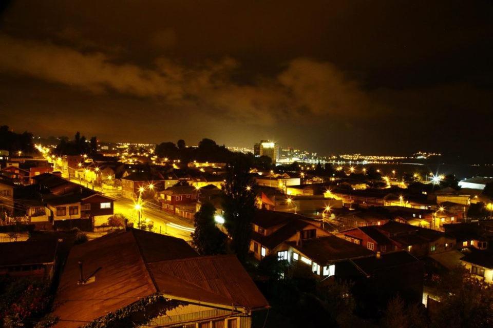 Casa Colores Bed & Breakfast Puerto Montt Exterior photo